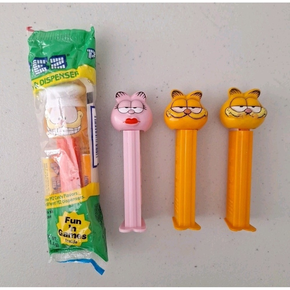 Vintage 1980's Garfield PEZ Dispensers, Chef NEW SEALED Arlene & 2 Garfield Used